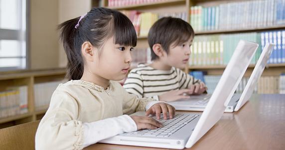 GIGA スクール第３期に合わせて運用開始？「教育分野の認証基盤」と「eシール活用」～教育機関における転校・進学・就職時のデータ連携案のポイント解説～